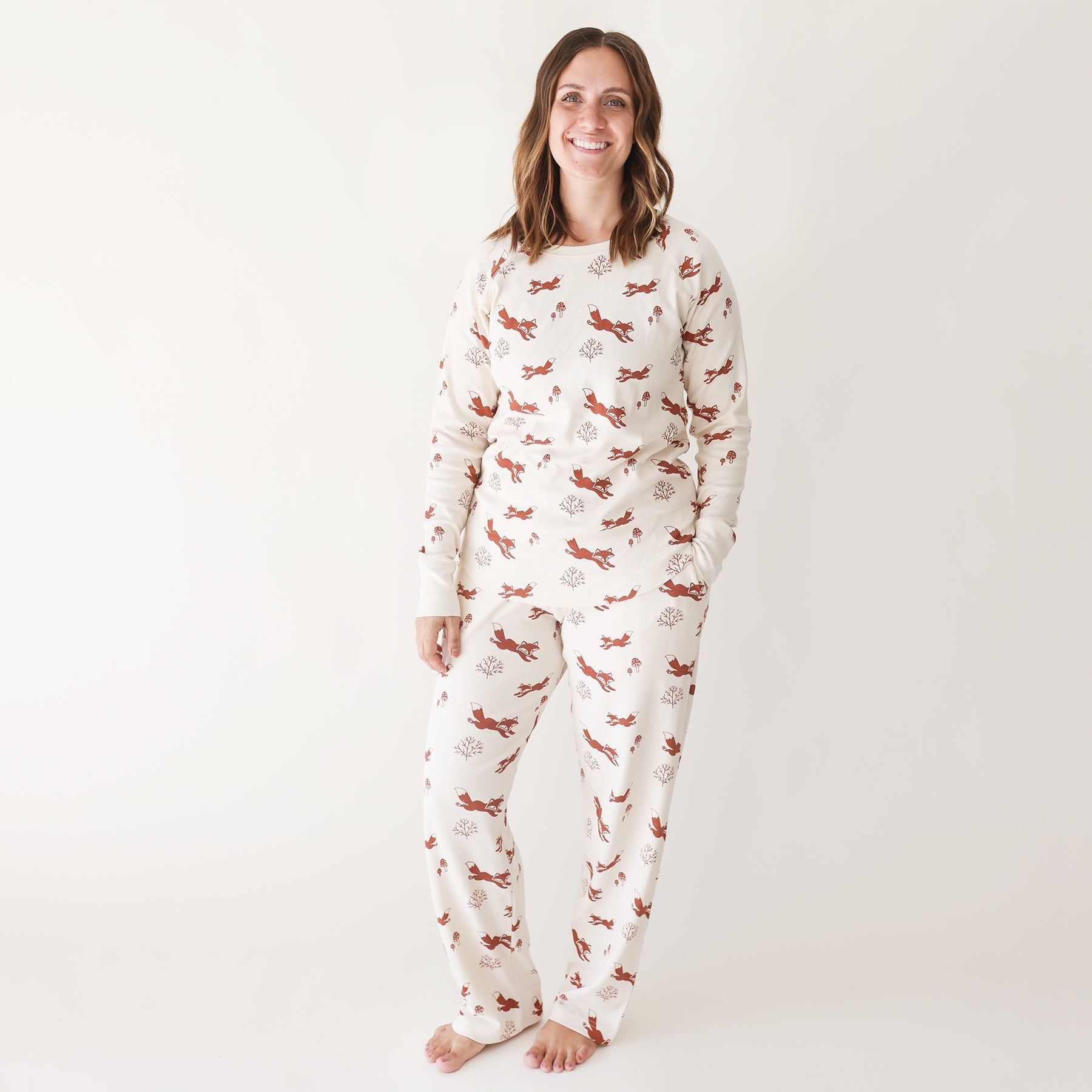 FW24_IG_PAJAMAS_women_fox_straightleg_8ebd2d7a-431e-4be4-9392-aa2696e68628.jpg